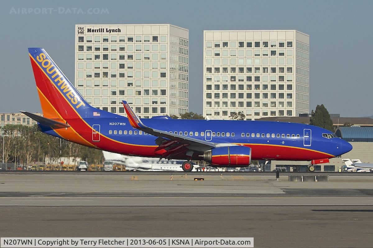 N207WN, 2005 Boeing 737-7H4 C/N 34012, At John Wayne , Orange County Airport , Santa Ana , California