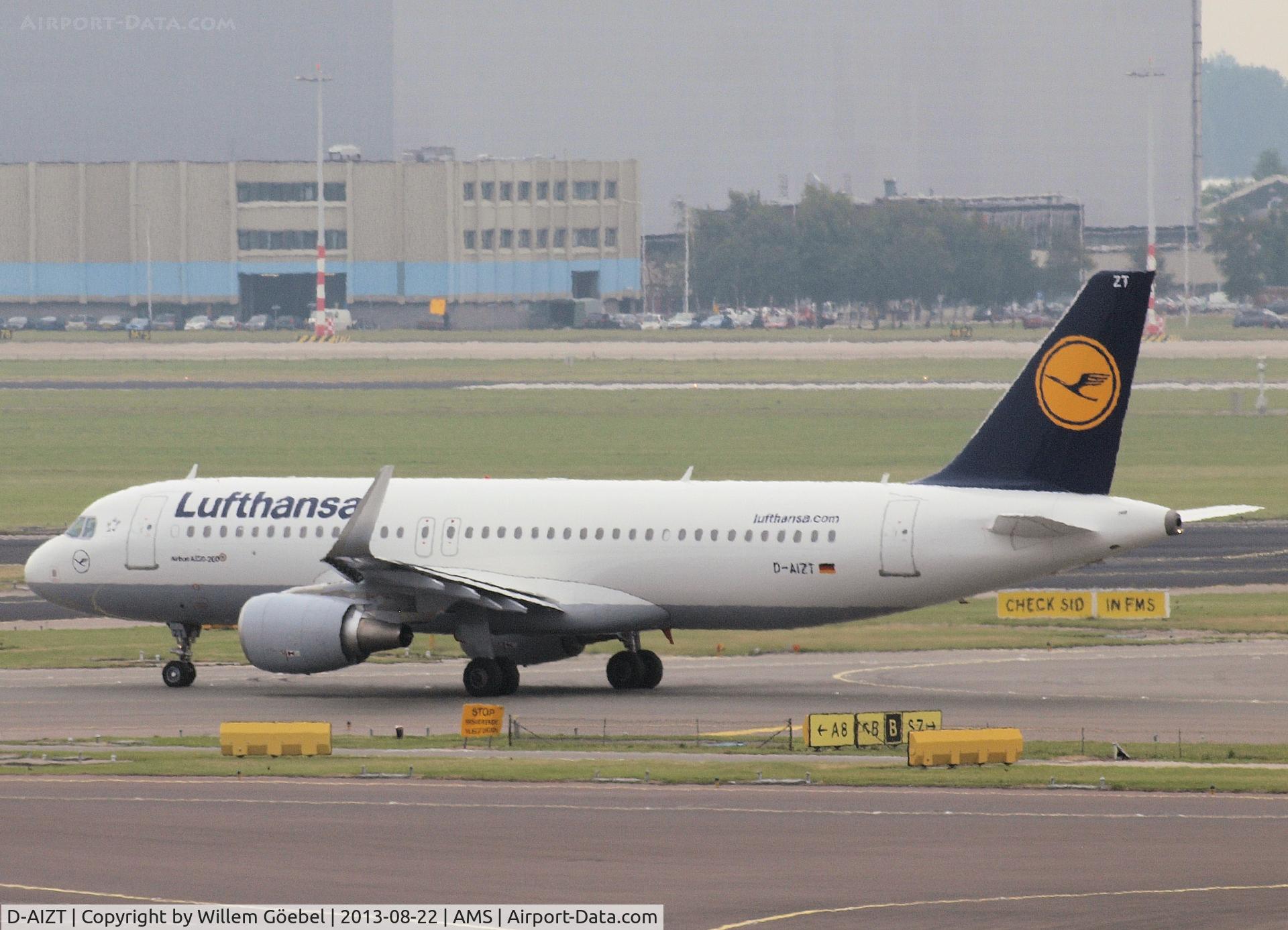 D-AIZT, 2013 Airbus A320-214 C/N 5601, Taxi to runway L18 of Schiphol Airport