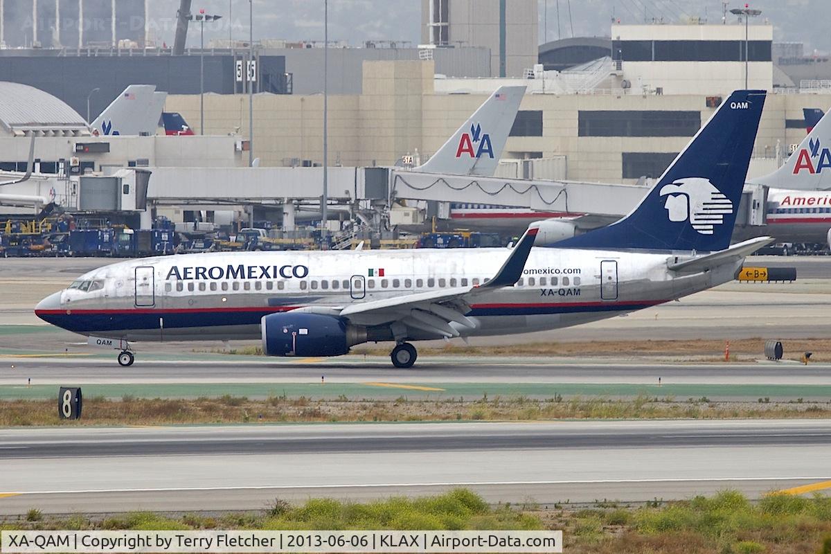 XA-QAM, 2005 Boeing 737-752 C/N 34294, At Los Angeles Airport , California