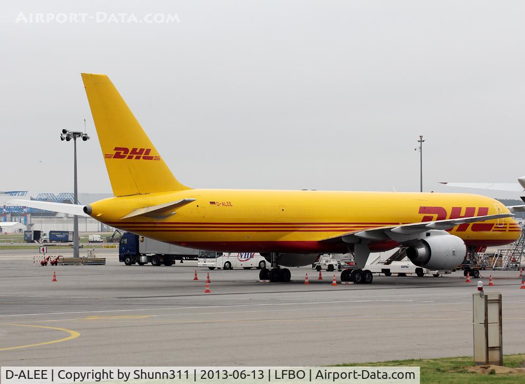 D-ALEE, 1984 Boeing 757-236/SF C/N 22183, Parked at the Cargo area...