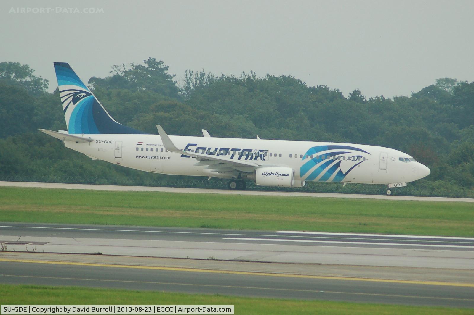 SU-GDE, 2009 Boeing 737-866 C/N 35569, Egypt Air Boeing 737-866 taking off from Manchester Airport.