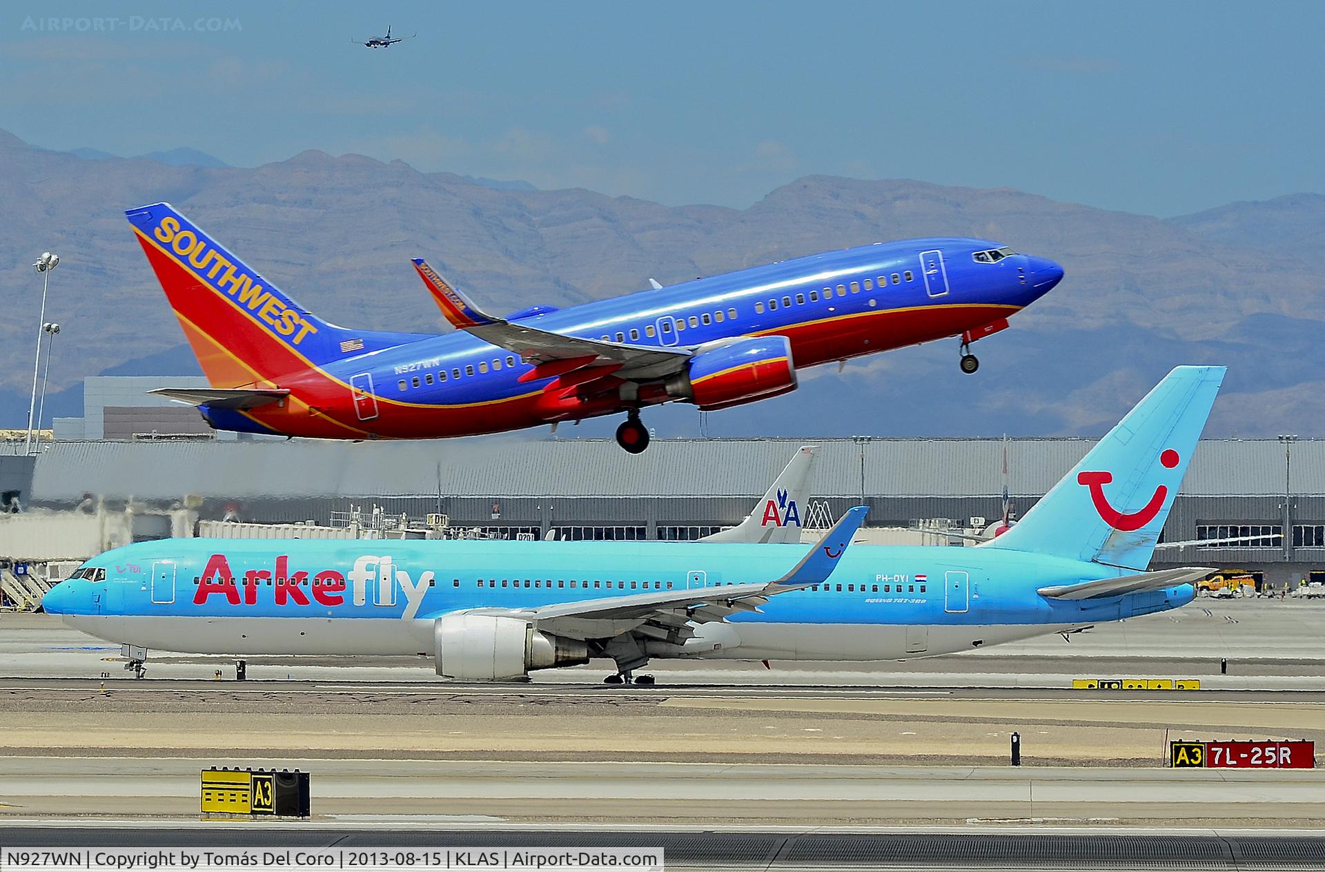 N927WN, 2008 Boeing 737-7H4 C/N 36889, N927WN Southwest Airlines Boeing 737-7H4(WL) - cn 36889 / ln 2679 -

PH-OYI ArkeFly (TUI Airlines Nederland) 2000 Boeing 767-304/ER (cn 29138/783) -

McCarran International Airport (KLAS)
Las Vegas, Nevada
TDelCoro
August 15, 2013