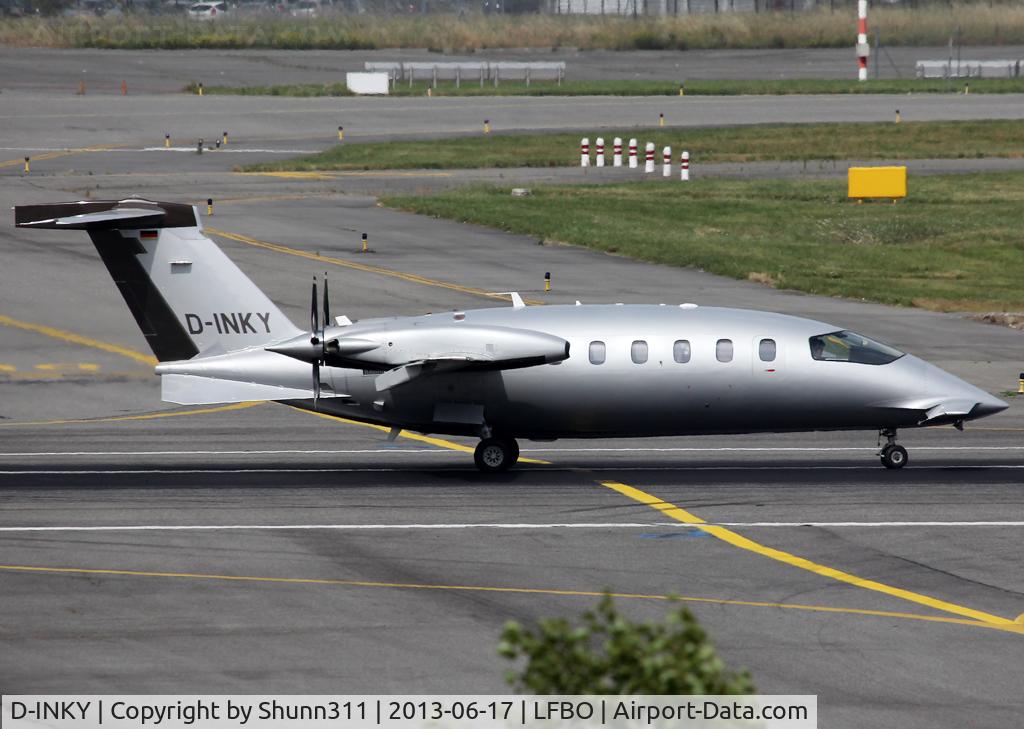 D-INKY, 2008 Piaggio P-180 Avanti C/N 1162, Lining up rwy 14R for departure...