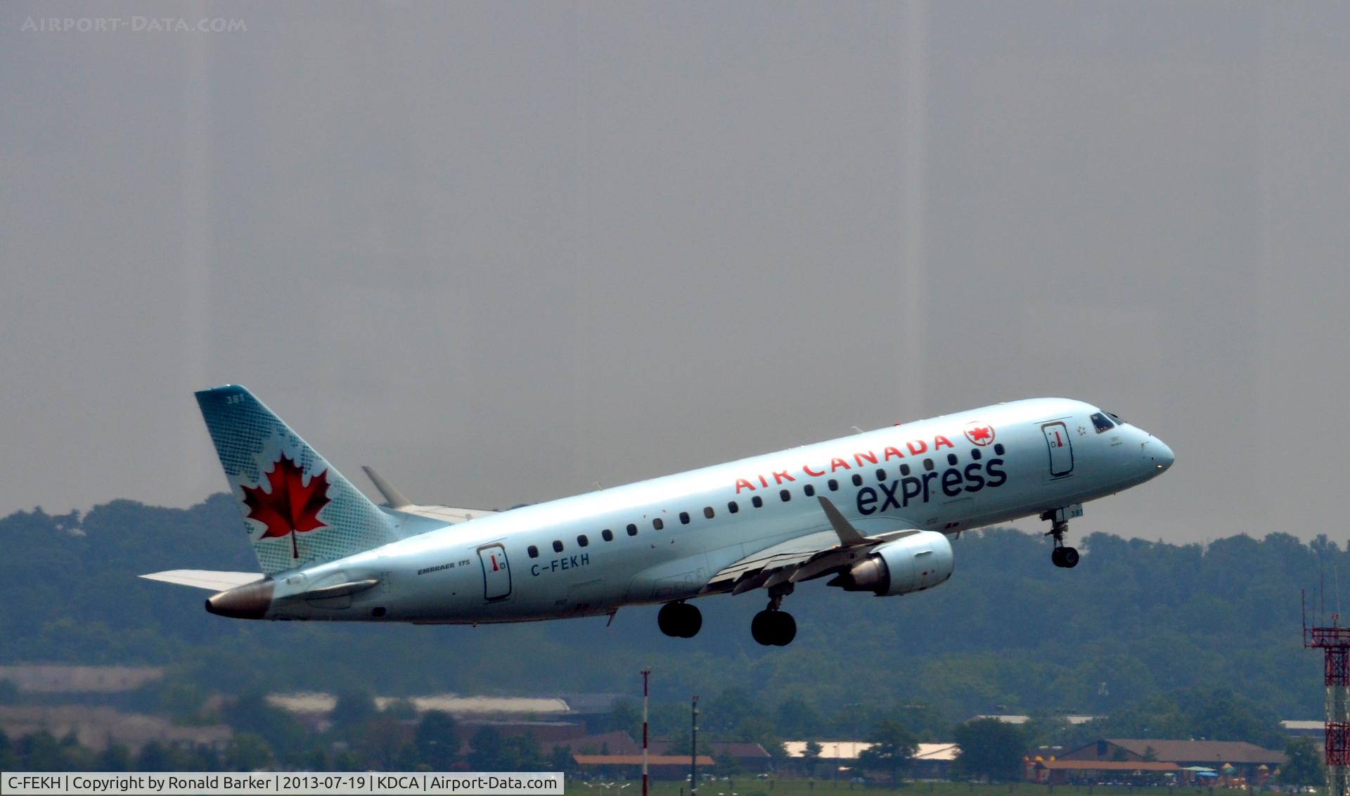 C-FEKH, 2005 Embraer 175SU (ERJ-170-200SU) C/N 17000102, Takeoff DCA