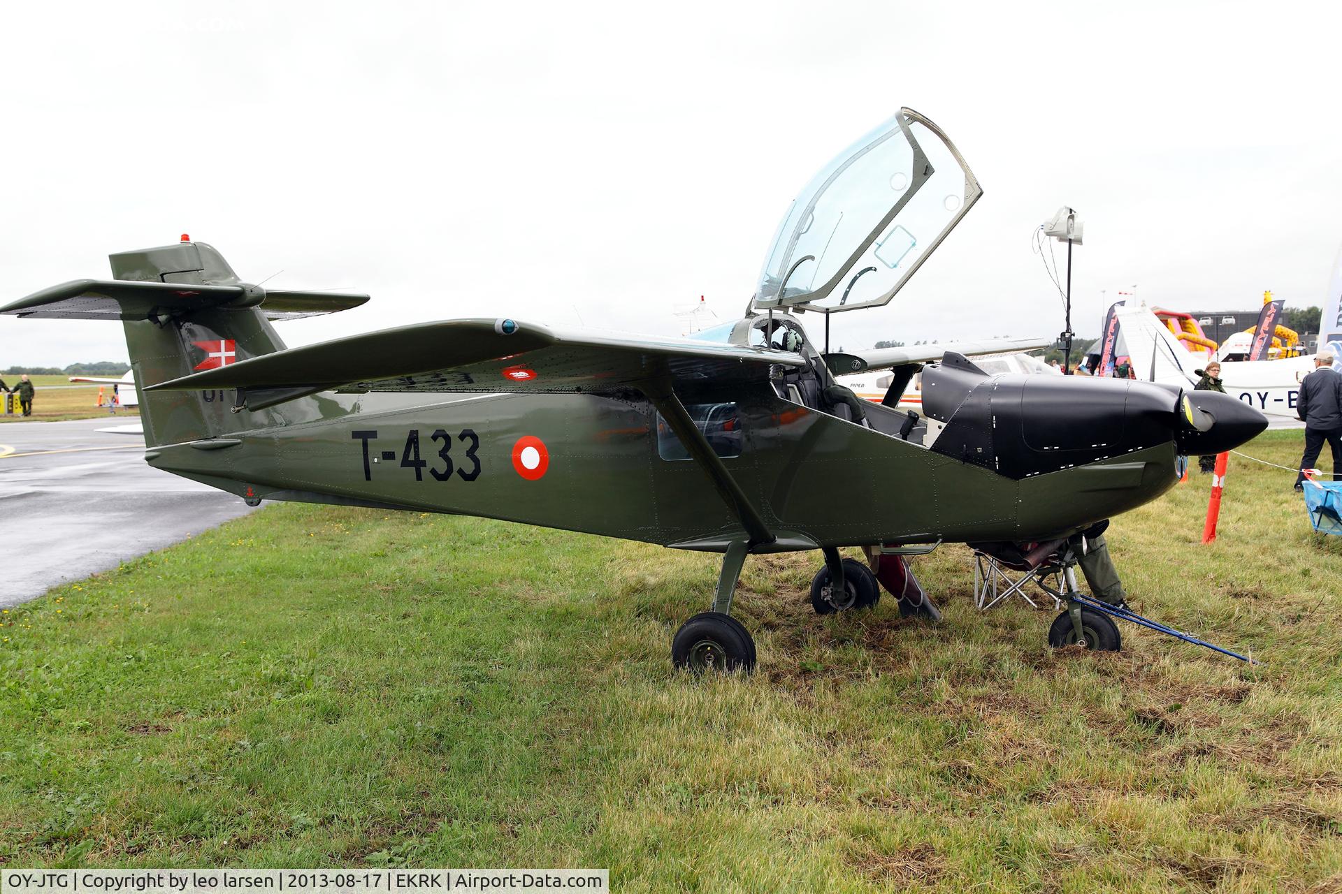 OY-JTG, 2001 Saab MFI-15-200A Safari C/N 825-1041, Roskilde Airshow 17.8.13