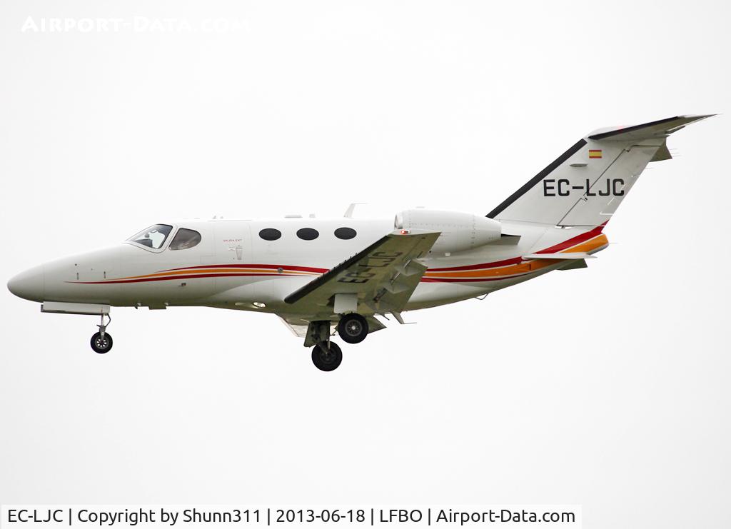 EC-LJC, 2010 Cessna 510 Citation Mustang Citation Mustang C/N 510-0355, Landing rwy 32L