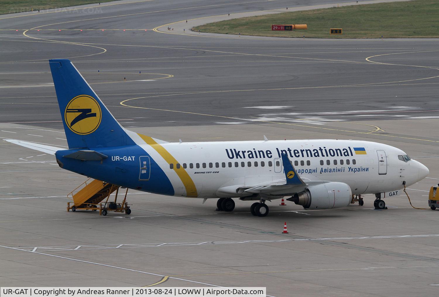 UR-GAT, 1993 Boeing 737-528 C/N 25237, Ukraine International Boeing 737