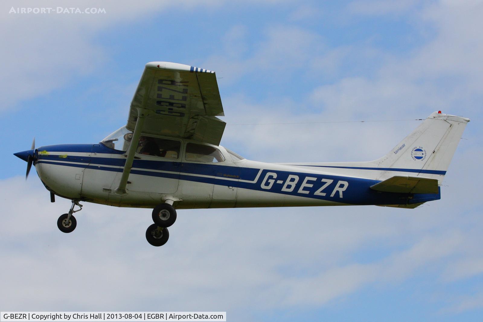 G-BEZR, 1976 Reims F172M ll Skyhawk C/N 1395, at Breighton's Summer Fly-in