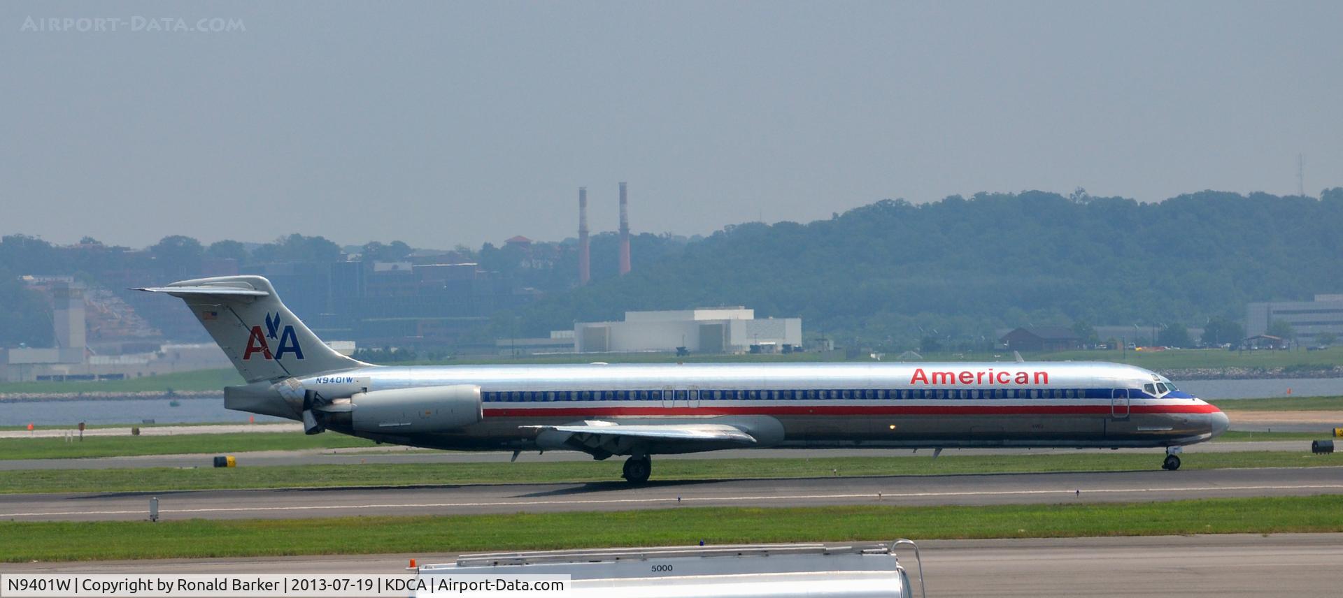 N9401W, 1992 McDonnell Douglas MD-83 (DC-9-83) C/N 53137, Landing roll, check the thrust reversers National