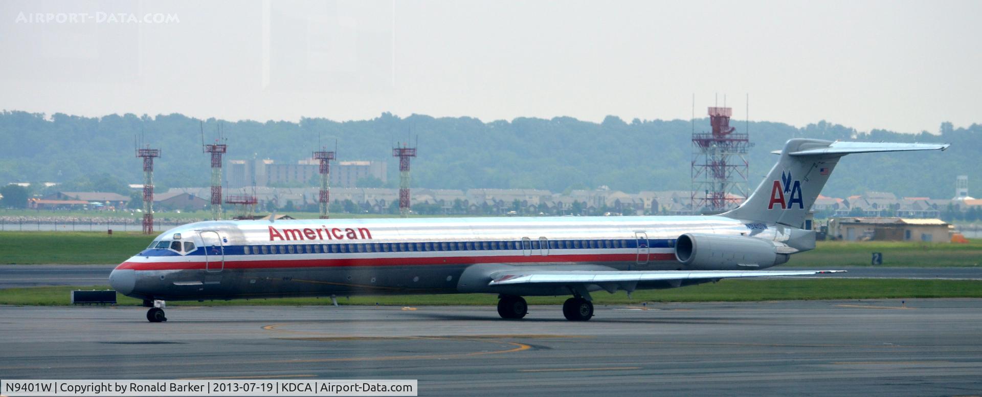 N9401W, 1992 McDonnell Douglas MD-83 (DC-9-83) C/N 53137, Taxi DCA