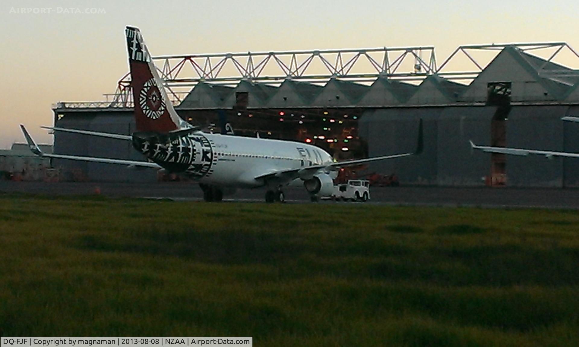 DQ-FJF, 1998 Boeing 737-7X2 C/N 28878, At Air NZ mainteance apron