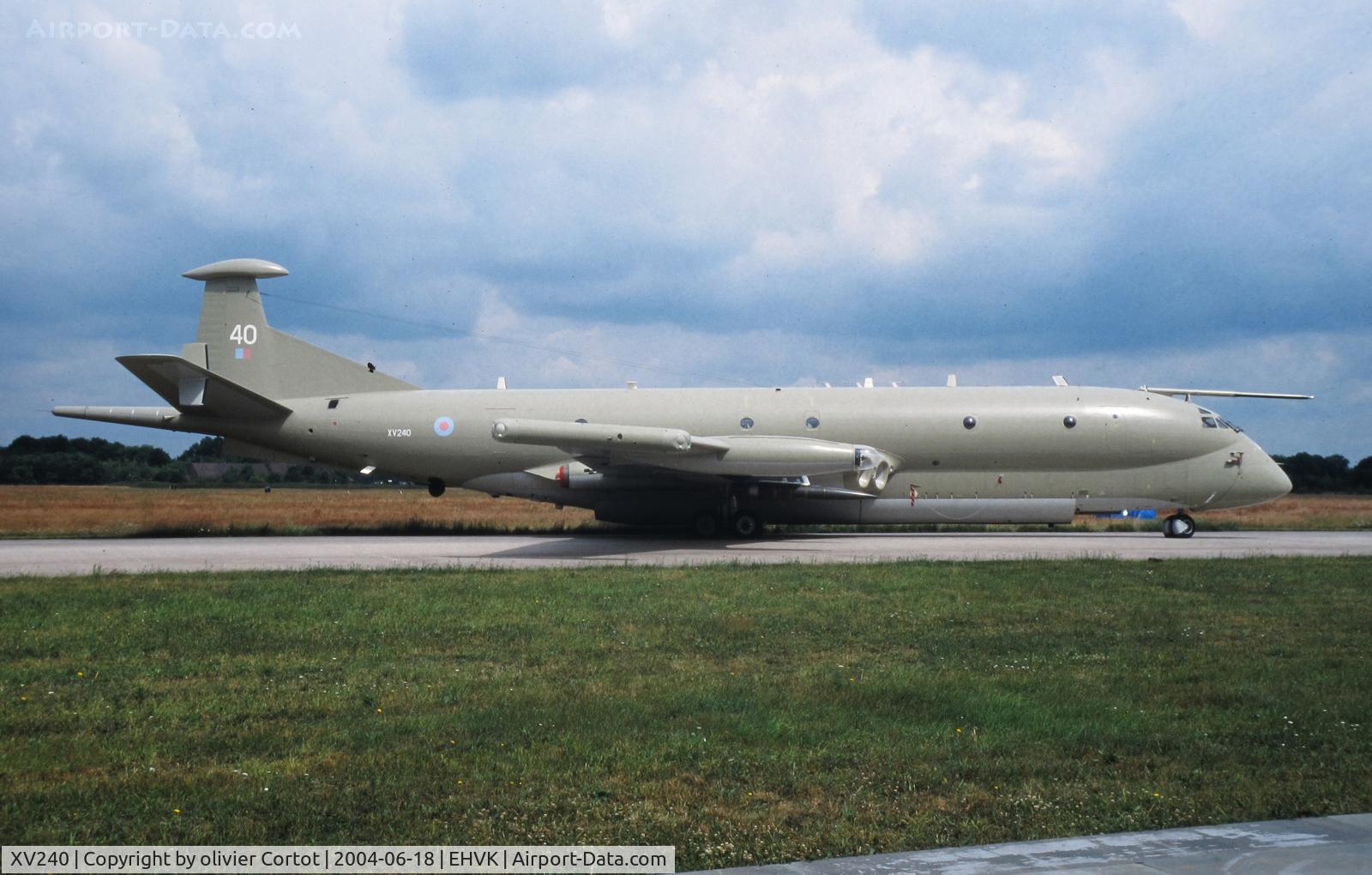 XV240, Hawker Siddeley Nimrod MR.2 C/N 8015, Volkel 2004