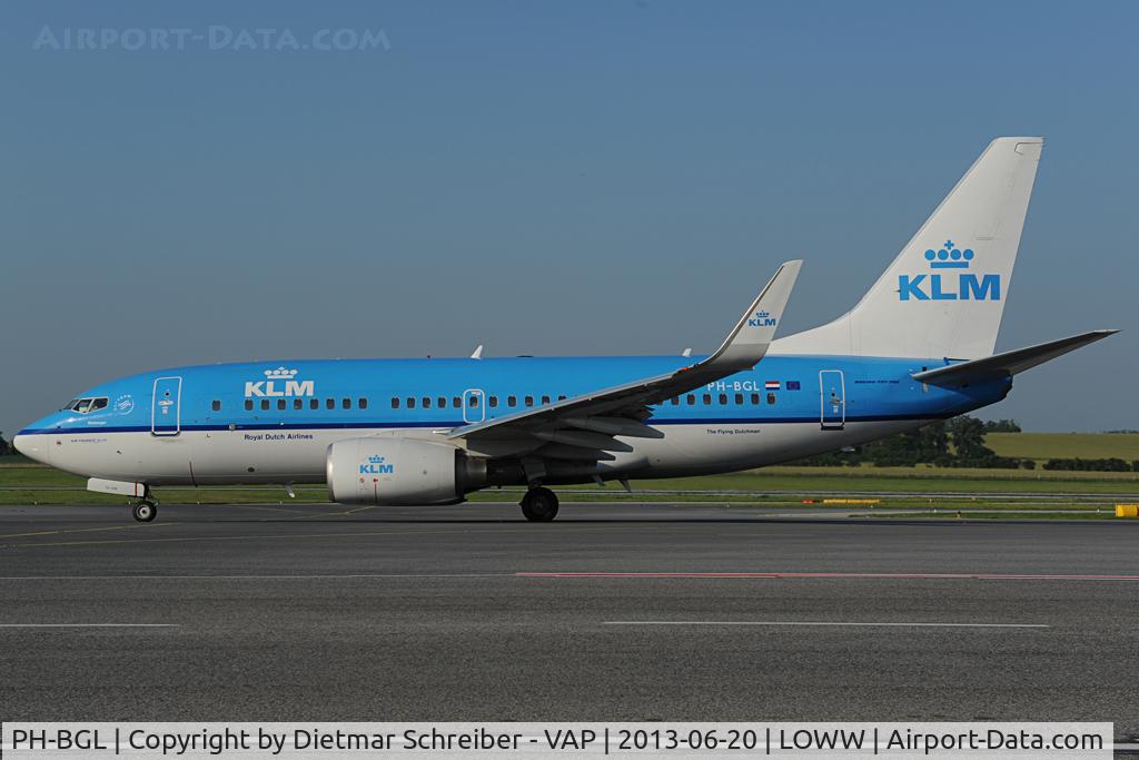 PH-BGL, 2010 Boeing 737-7K2 C/N 30369, KLM Boeing 737-700