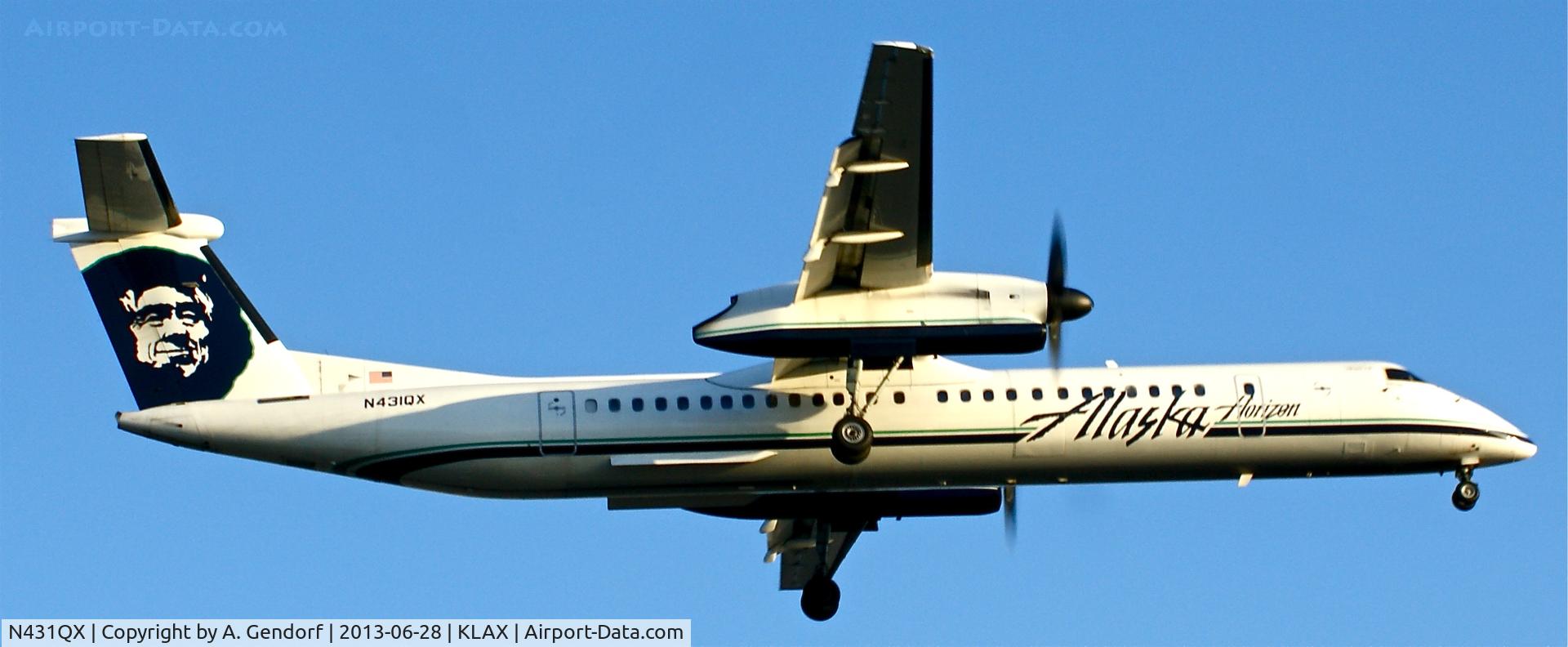 N431QX, 2007 Bombardier DHC-8-402 Dash 8 C/N 4164, Horizon Air, is landing RWY 24R at Los Angeles Int´l(KLAX)