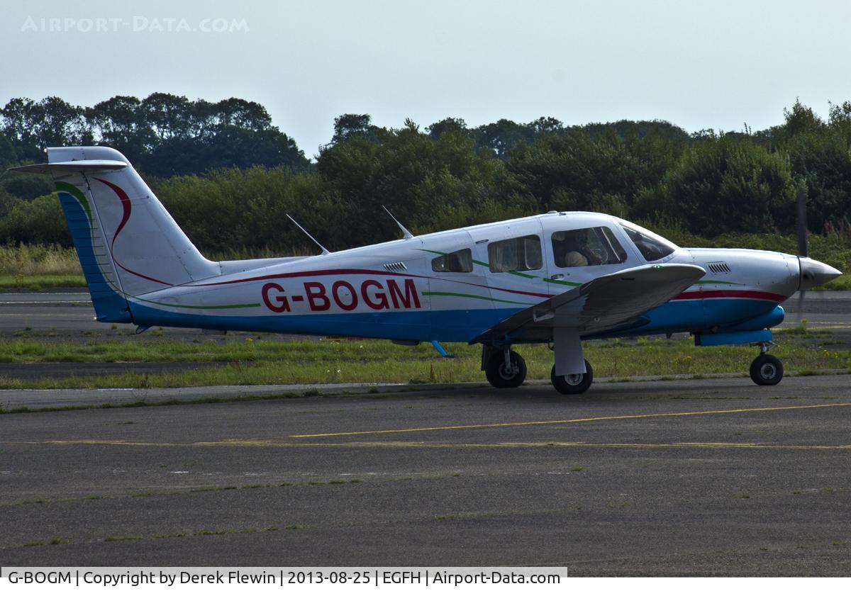 G-BOGM, 1980 Piper PA-28RT-201T Turbo Arrow IV C/N 28R-8031077, visiting Turbo cherokee Arrow IV, previously registered N81173C.