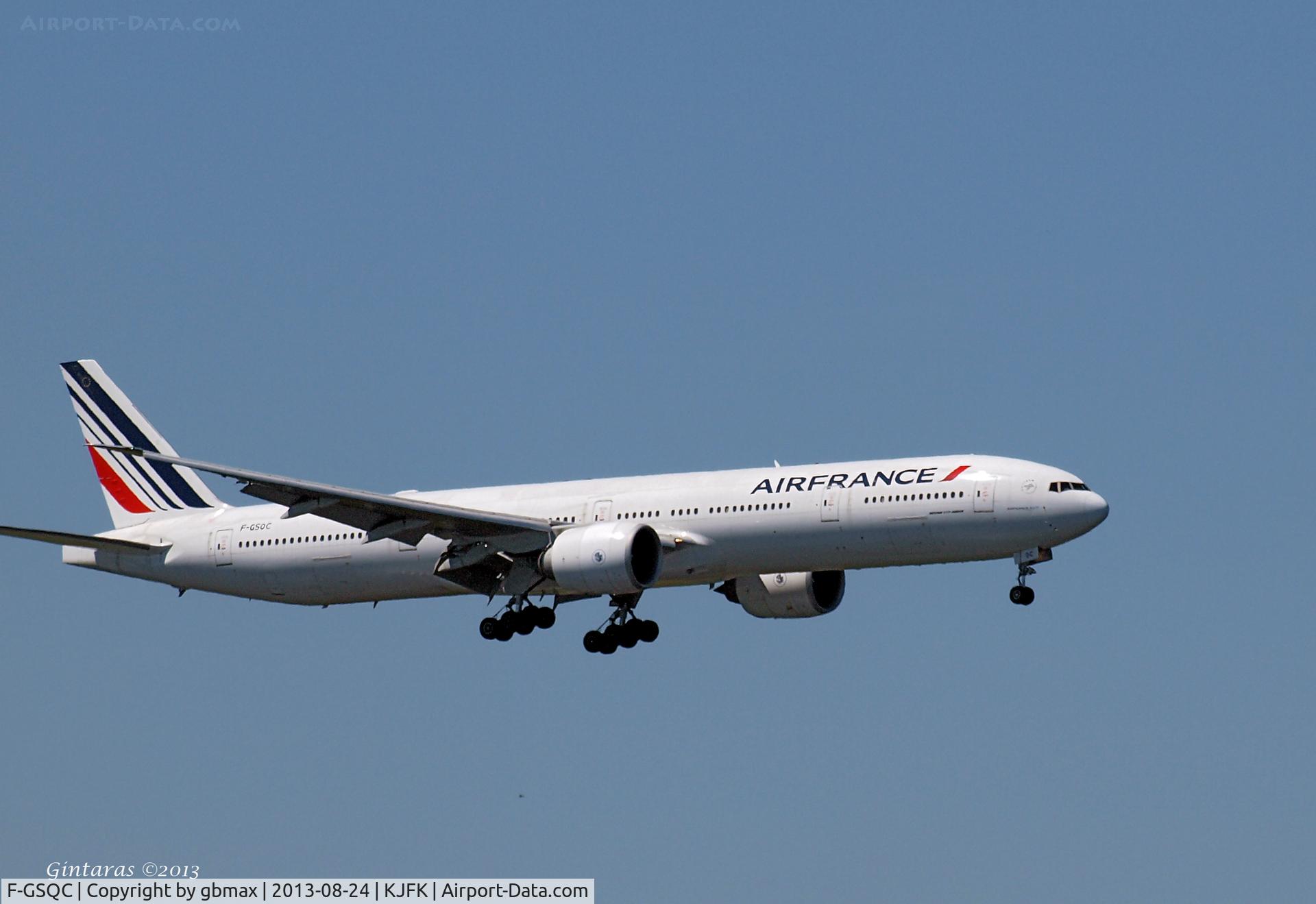 F-GSQC, 2004 Boeing 777-328/ER C/N 32727, Final approach to JFK