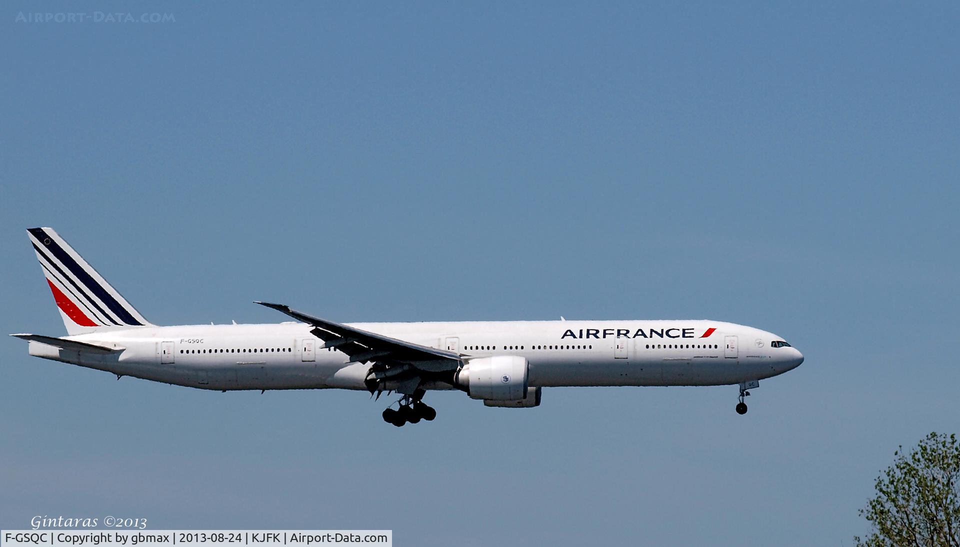 F-GSQC, 2004 Boeing 777-328/ER C/N 32727, Final approach to JFK