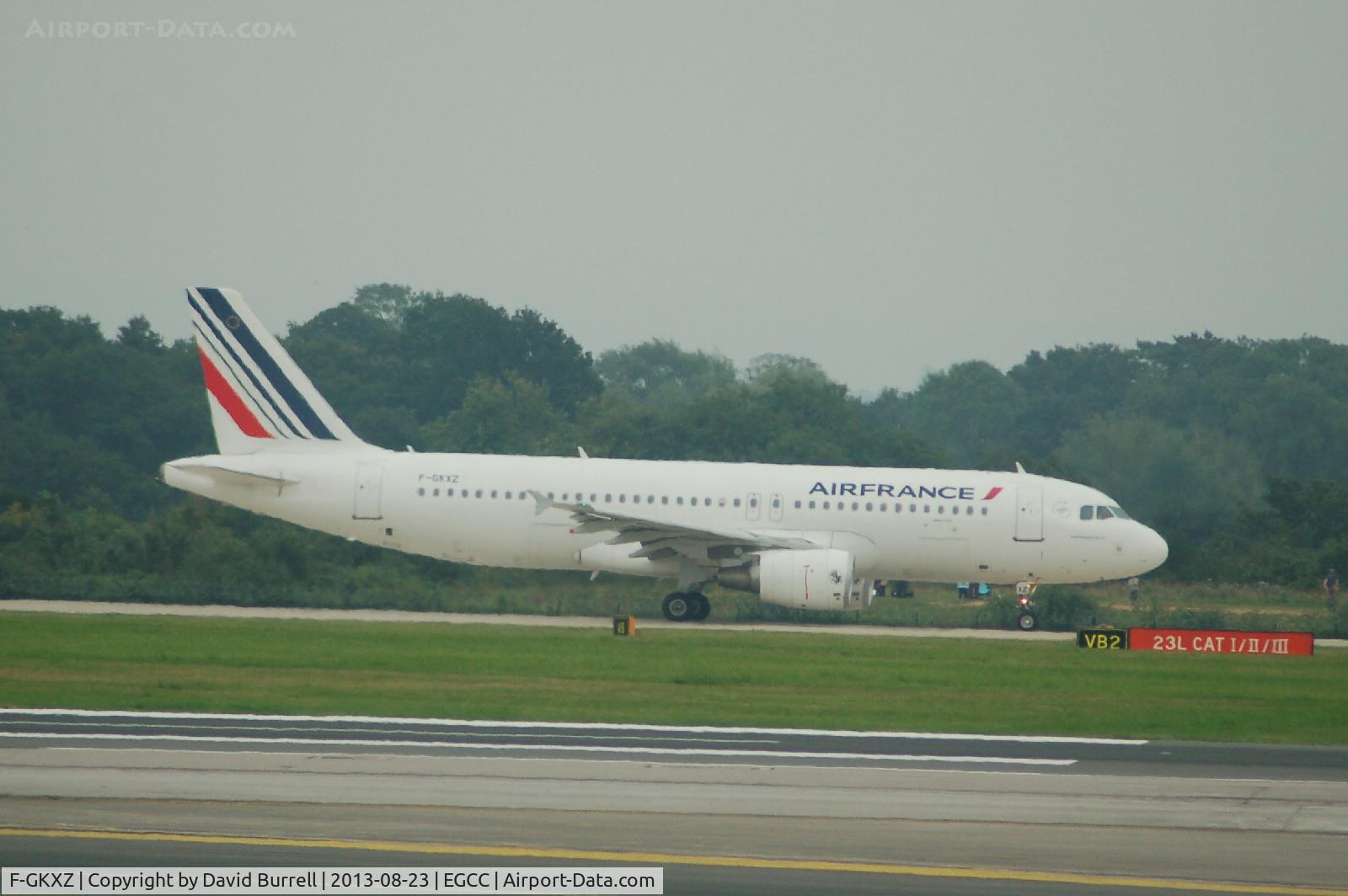 F-GKXZ, 2009 Airbus A320-214 C/N 4084, Air France Airbus A320-214 taking off from Manchester Airport.