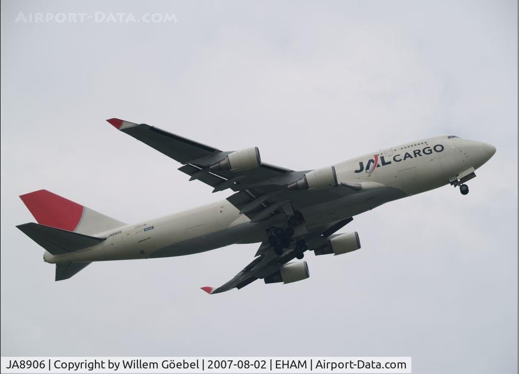 JA8906, 1993 Boeing 747-446 C/N 26350, Take off from runway L36 of Schiphol Airport