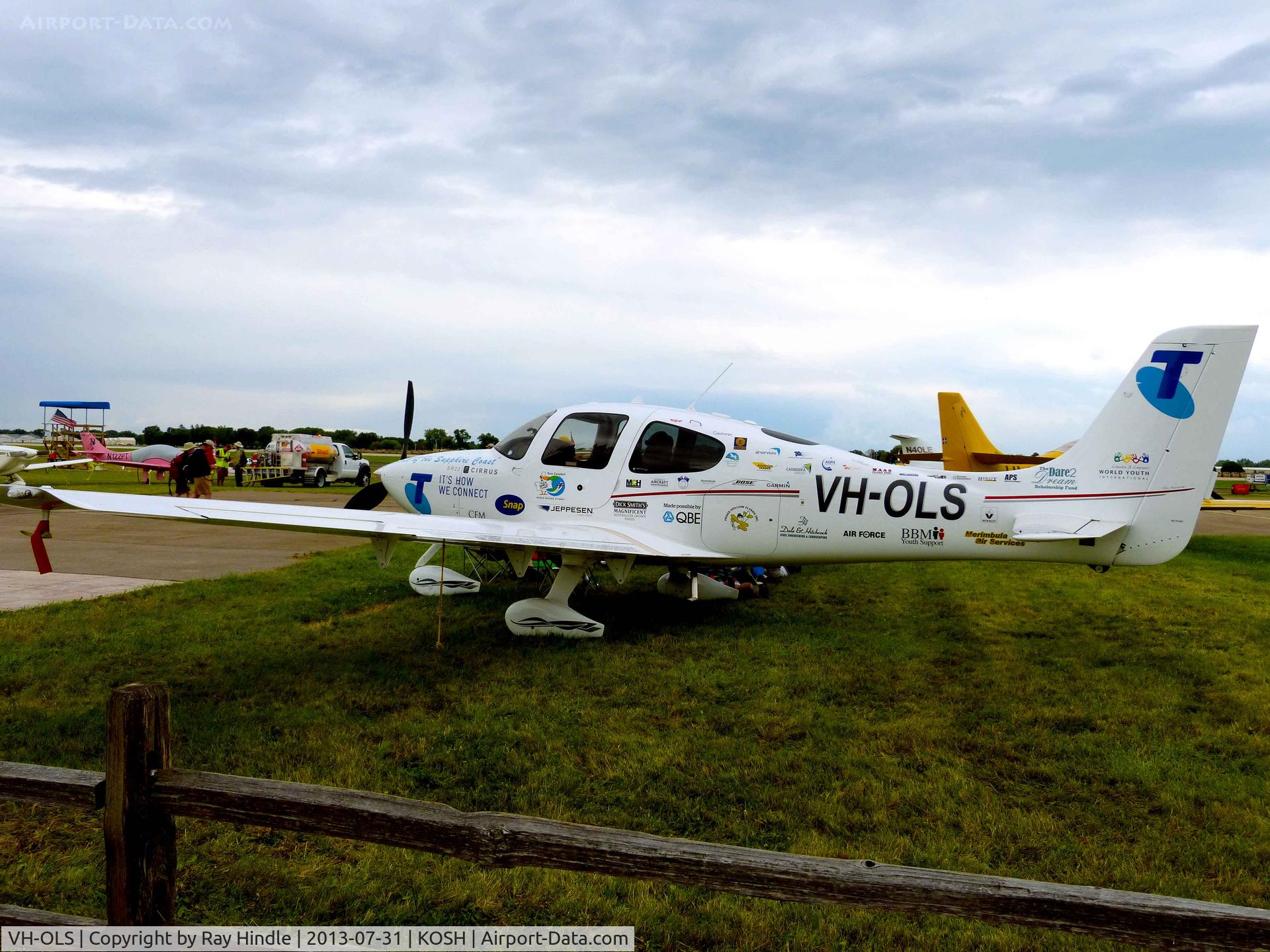 VH-OLS, 2009 Cirrus SR22 C/N 3479, Taken at AirVenture 2013