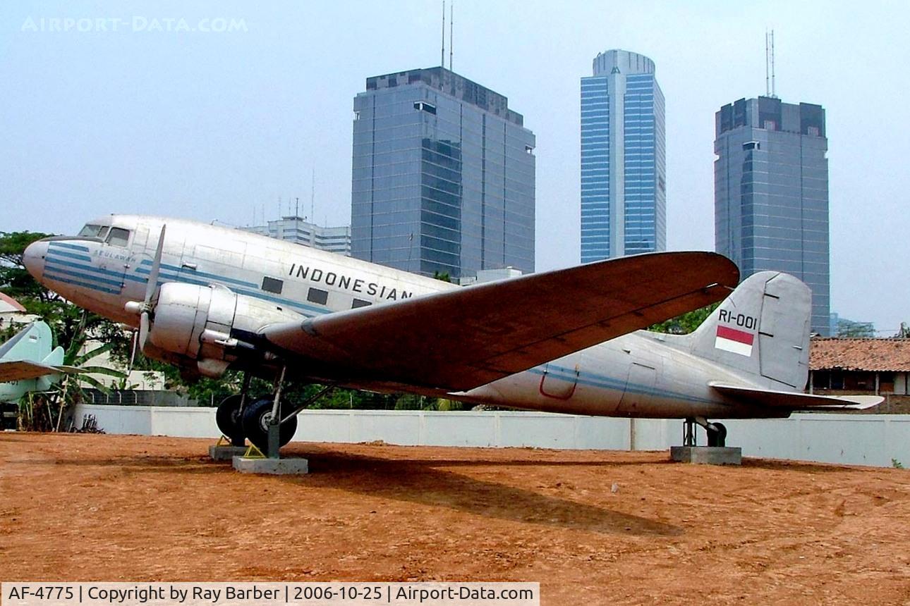 AF-4775, 1945 Douglas DC-3  (C-47B-45-DK) C/N 16968/34228, Douglas DC3C-47B-45-DK [16968/34228] Jakarta-Selantan~PK 25/10/2006. RI-001 was cancelled and the other marked RI-001 is T-462 displayed at Jakarta-Kampung Rambutan~PK.