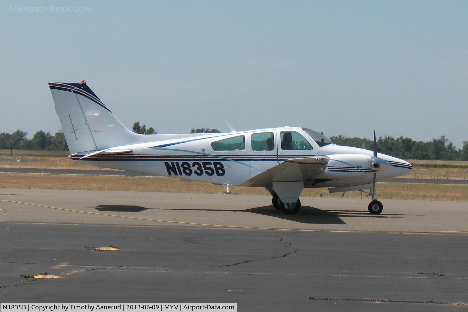 N1835B, 1977 Beech 95-B55 (T42A) Baron C/N TC-2076, 1977 Beech 95-B55 (T42A), c/n: TC-2076