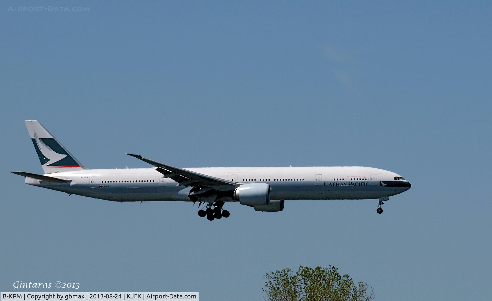 B-KPM, 2009 Boeing 777-367/ER C/N 36159, Final approach to JFK