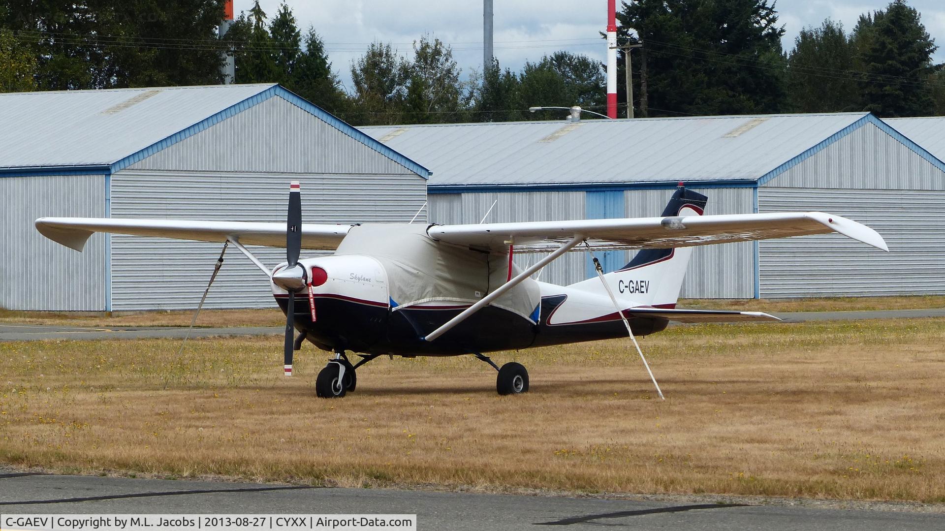 C-GAEV, 1965 Cessna 182H Skylane C/N 18256216, This privately owned Cessna Skylane looks in lovely condition.