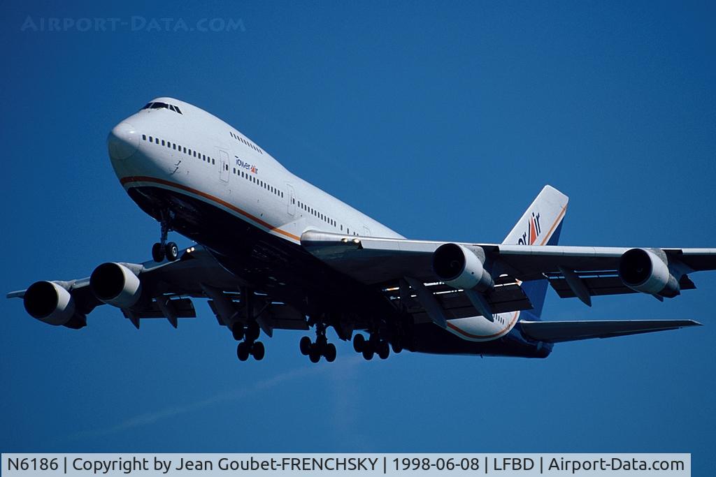 N6186, 1978 Boeing 747-212B C/N 21439, landing 23