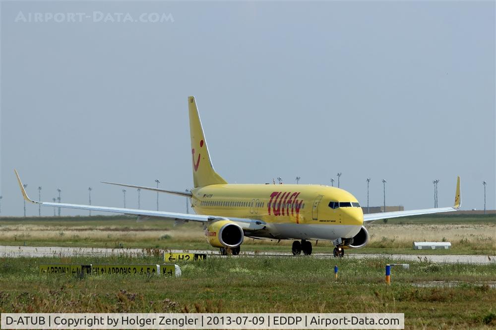 D-ATUB, 2010 Boeing 737-8K5 C/N 37247, On taxi to rwy 08L via N, W and A1.....