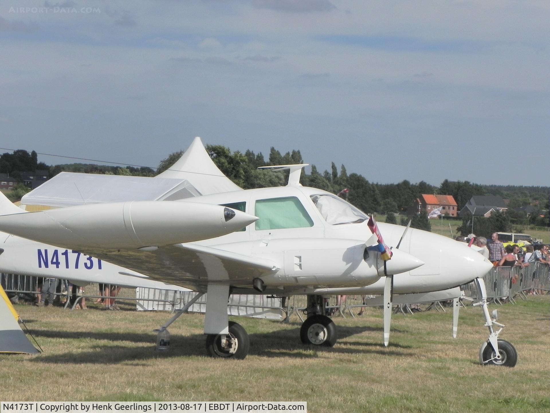 N4173T, 1965 Cessna 320D Executive Skyknight C/N 320D0073, Oldtimer Fly In Schaffen - Diest , Belgium , Aug 2013