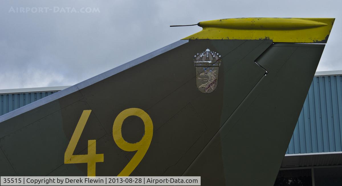 35515, Saab J-35F Draken C/N 0604, Insignia of the Swedish Air Force's 10th Air Force Wing, Yellow 49 was the a/c's fleet number within the three Squadron wing, based at Angelholme-Barkakra. Thanks to Roger for the help with the info.
