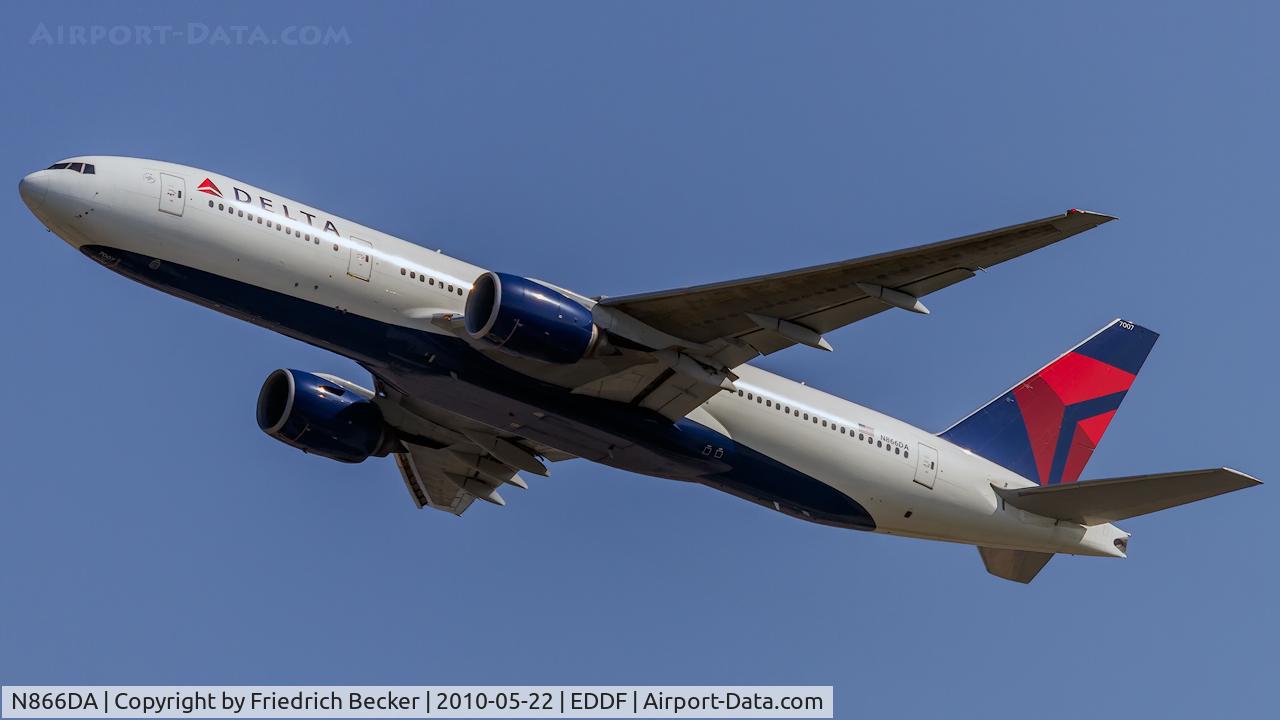 N866DA, 1999 Boeing 777-232ER C/N 29738, departure from Frankfurt