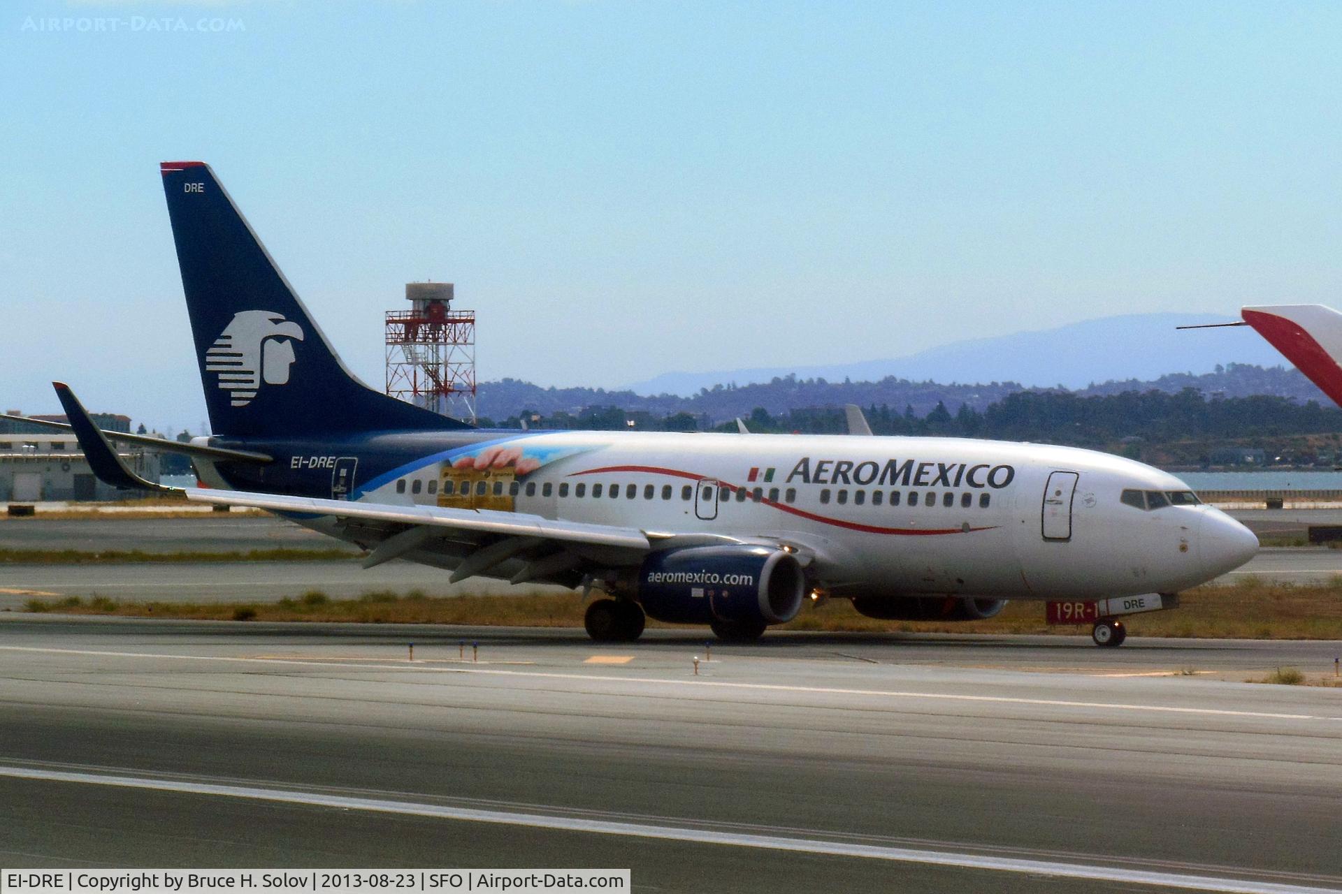 EI-DRE, 2006 Boeing 737-752 C/N 35787, on the taxiway