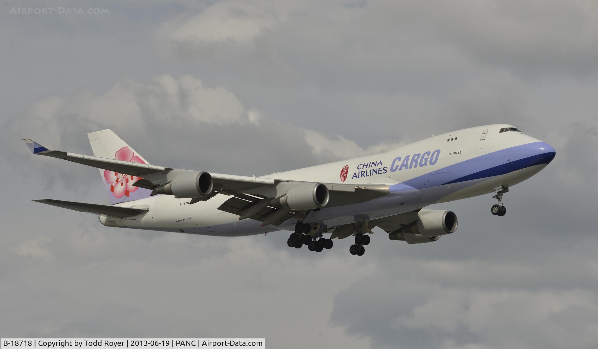 B-18718, Boeing 747-409F/SCD C/N 30770, Landing at Anchorage