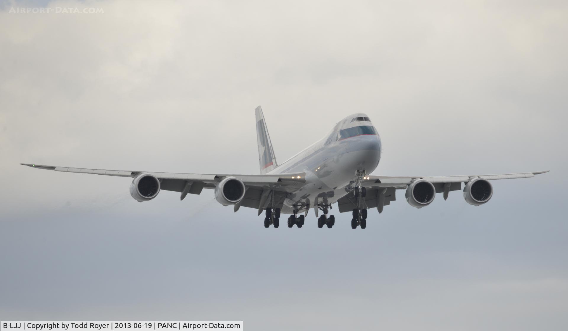 B-LJJ, 2012 Boeing 747-867F/SCD C/N 39246, Landing at Anchorage