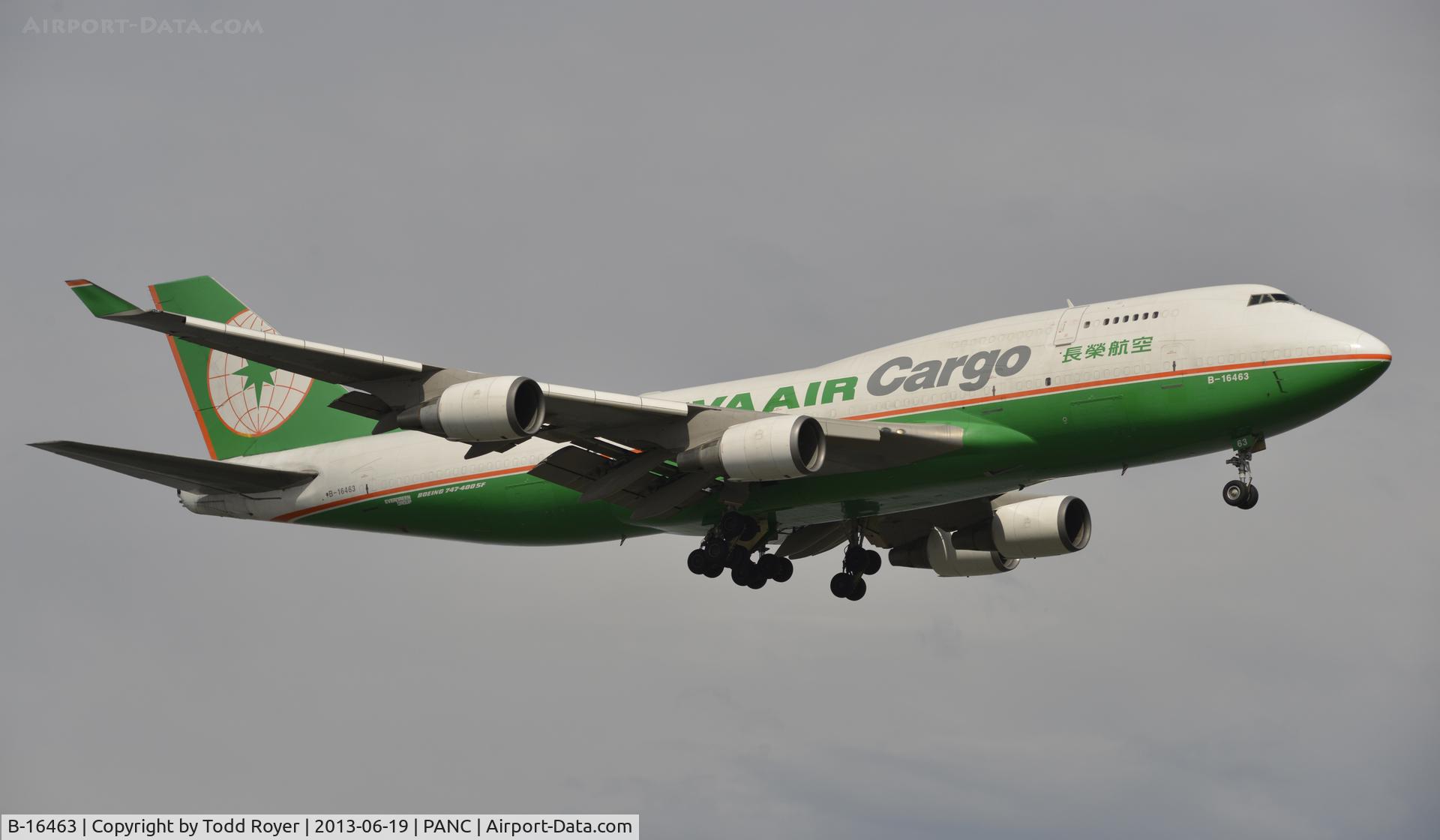 B-16463, 1993 Boeing 747-45E SCD F C/N 27174, Landing at Anchorage