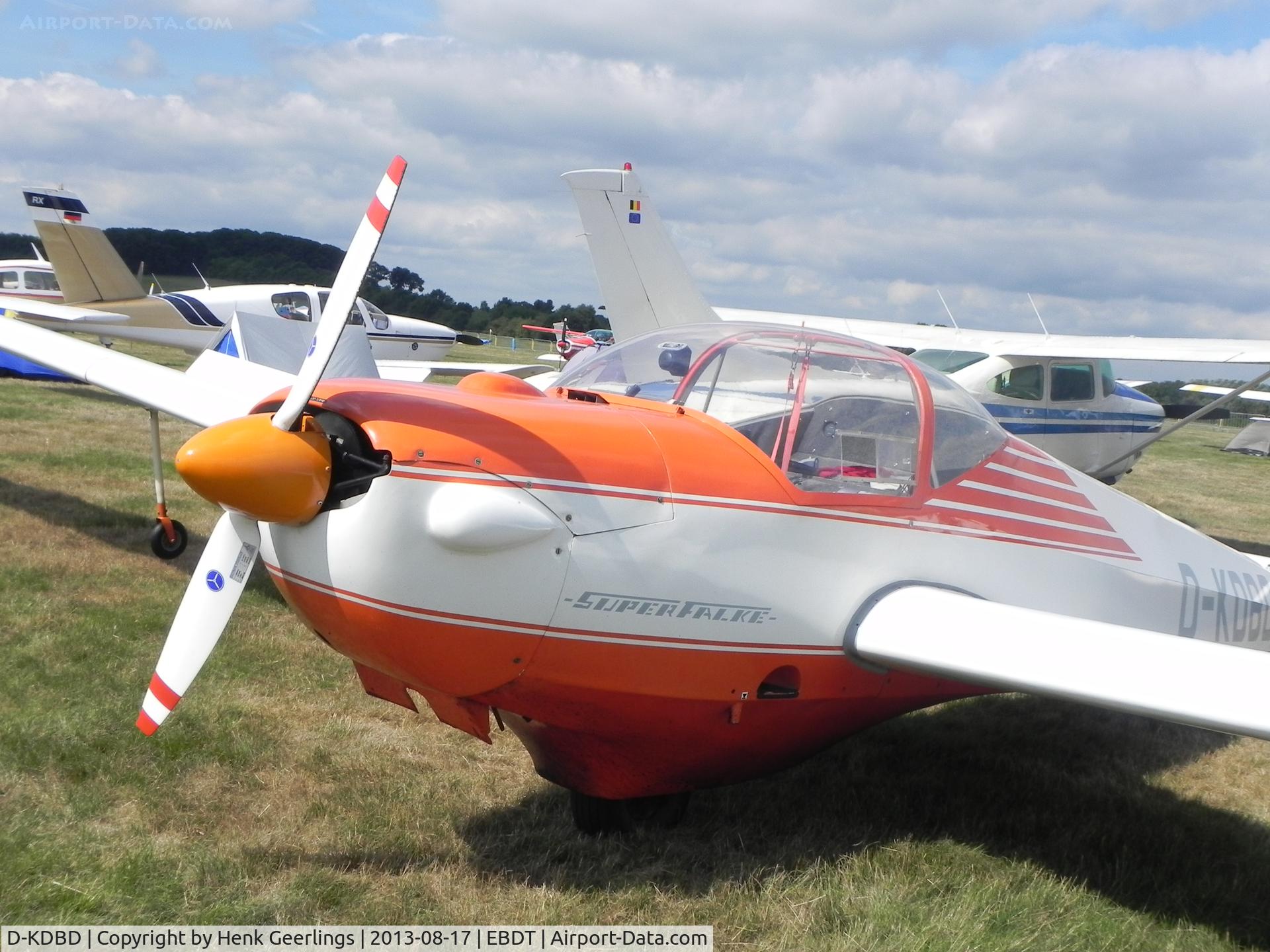 D-KDBD, Scheibe SF-25E Super Falke C/N 4343, Schaffen - Diest ,Belgium: Oldtimer Fly In , Aug 2013
