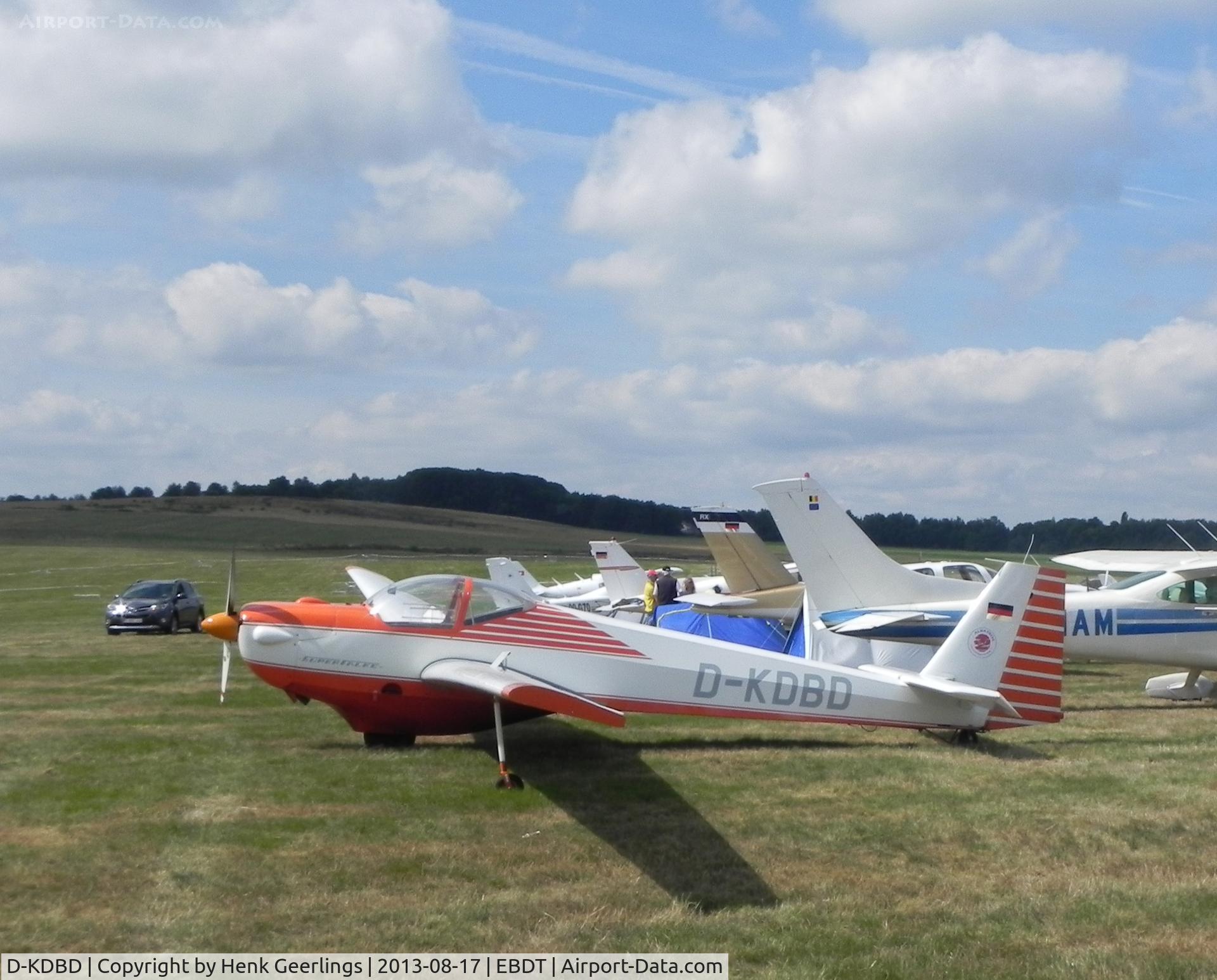 D-KDBD, Scheibe SF-25E Super Falke C/N 4343, Schaffen - Diest ,Belgium: Oldtimer Fly In , Aug 2013