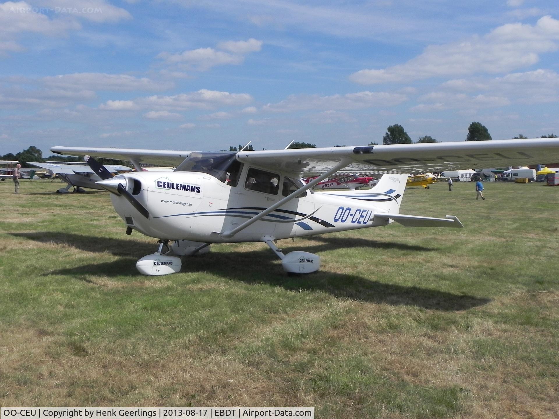 OO-CEU, 2006 Cessna 172S C/N 172S10199, Schaffen - Diest Belgium. Oldtimer Fly In , Aug 2013