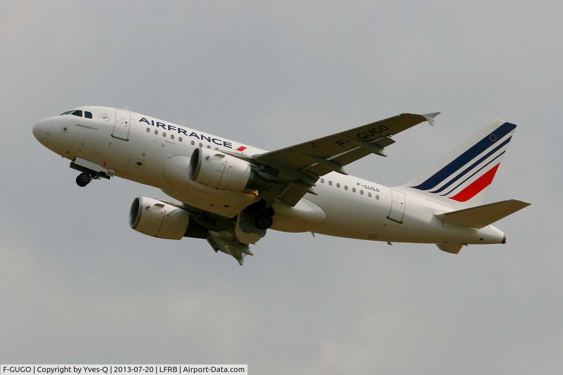 F-GUGO, 2006 Airbus A318-111 C/N 2951, Airbus A318-111, Take off rwy 25L, Brest-Bretagne Airport (LFRB-BES)