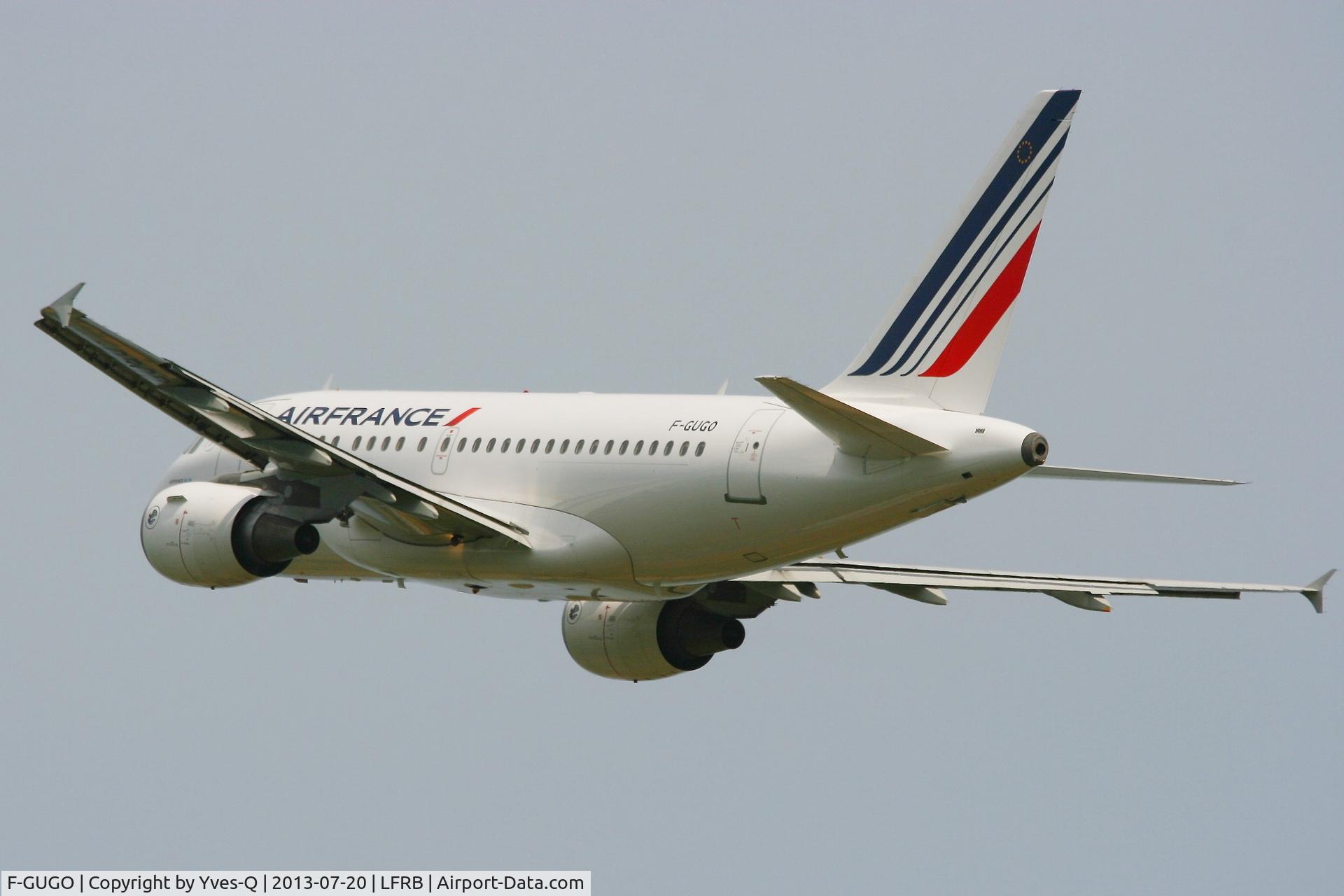 F-GUGO, 2006 Airbus A318-111 C/N 2951, Airbus A318-111, Take off rwy 25L, Brest-Bretagne Airport (LFRB-BES)