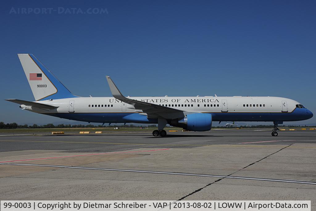 99-0003, 1998 Boeing C-32A (757-200) C/N 29027, USAF Boeing 757-200