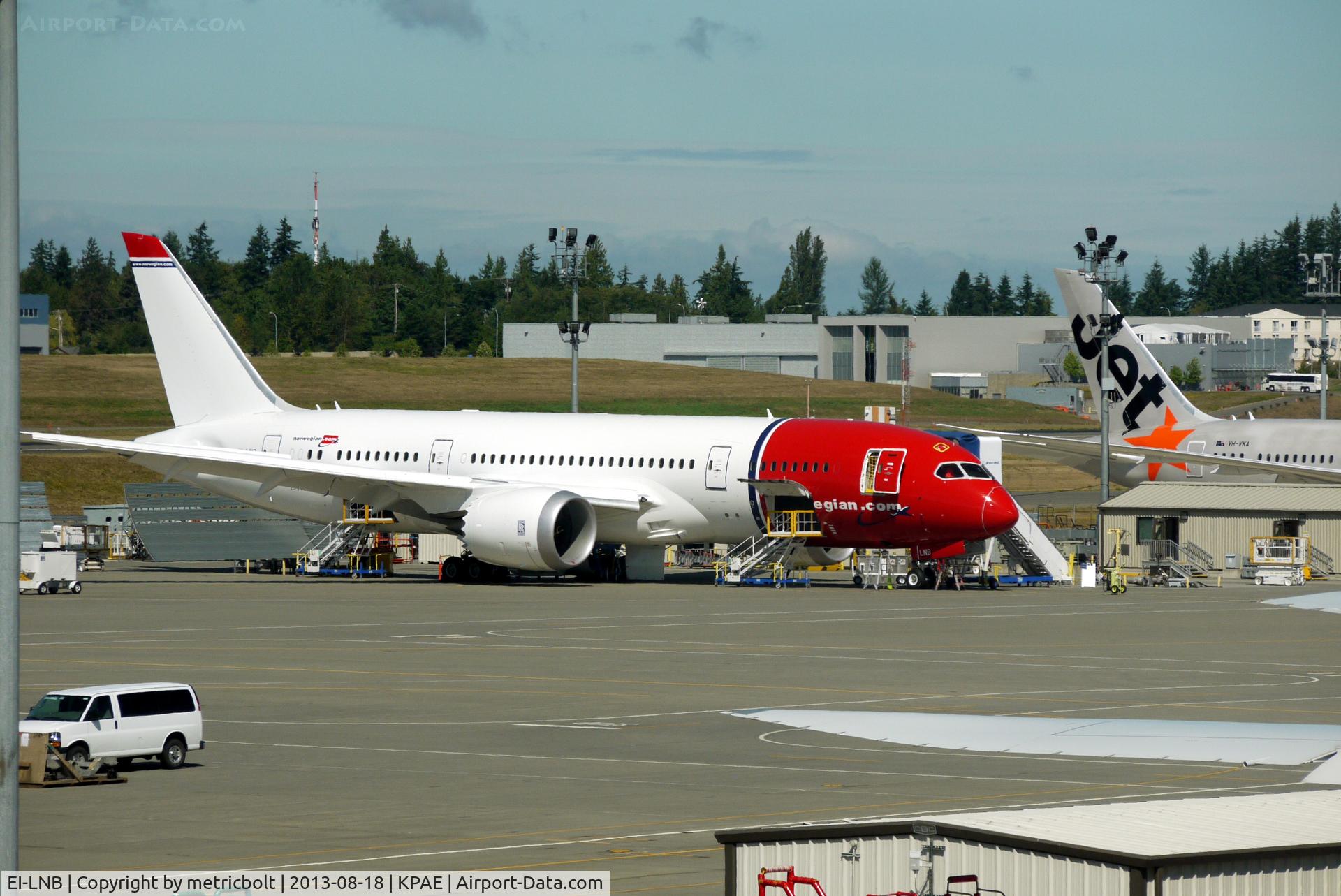 EI-LNB, 2013 Boeing 787-8 Dreamliner C/N 35305, At Paine Field,Everett