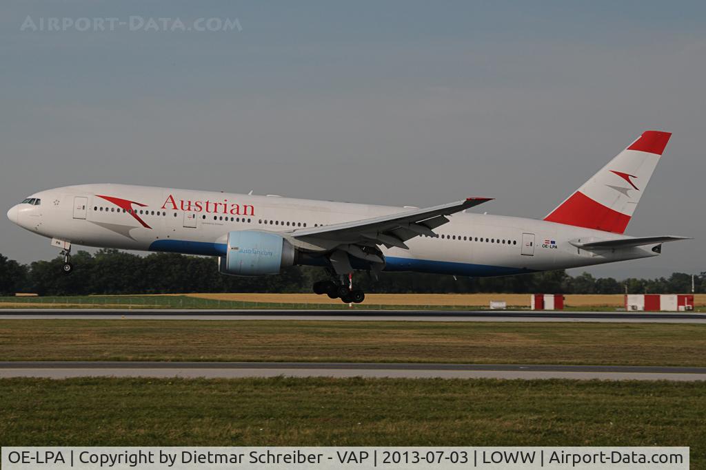 OE-LPA, 1997 Boeing 777-2Z9/ER C/N 28698, Austrian Airlines Boeing 777-200