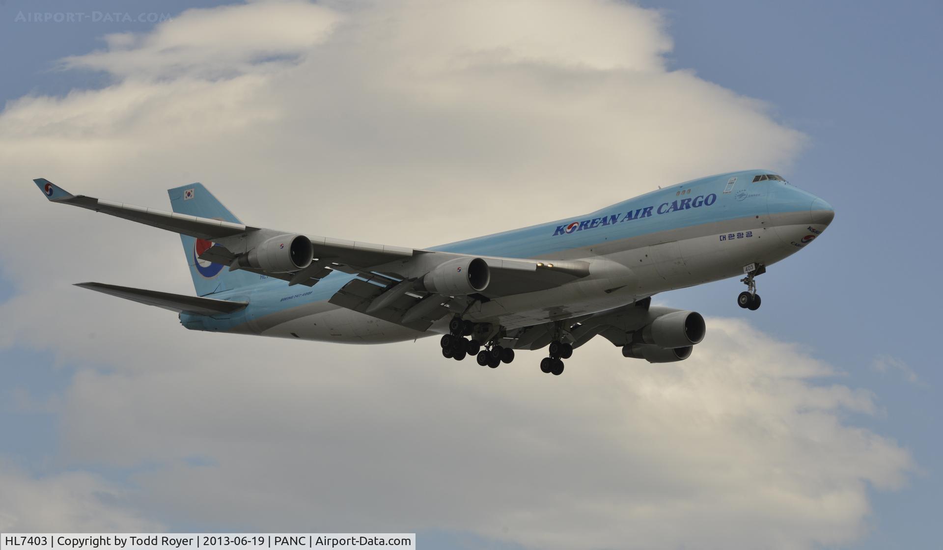 HL7403, 1998 Boeing 747-4B5F/SCD C/N 26408, Arriving at Anchorage
