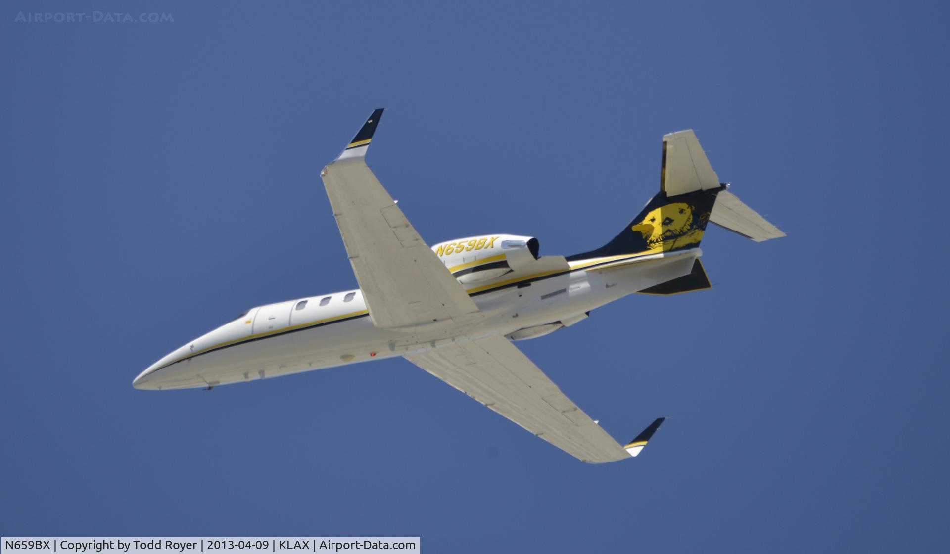 N659BX, 1999 Learjet 31A C/N 31-169, Departing LAX