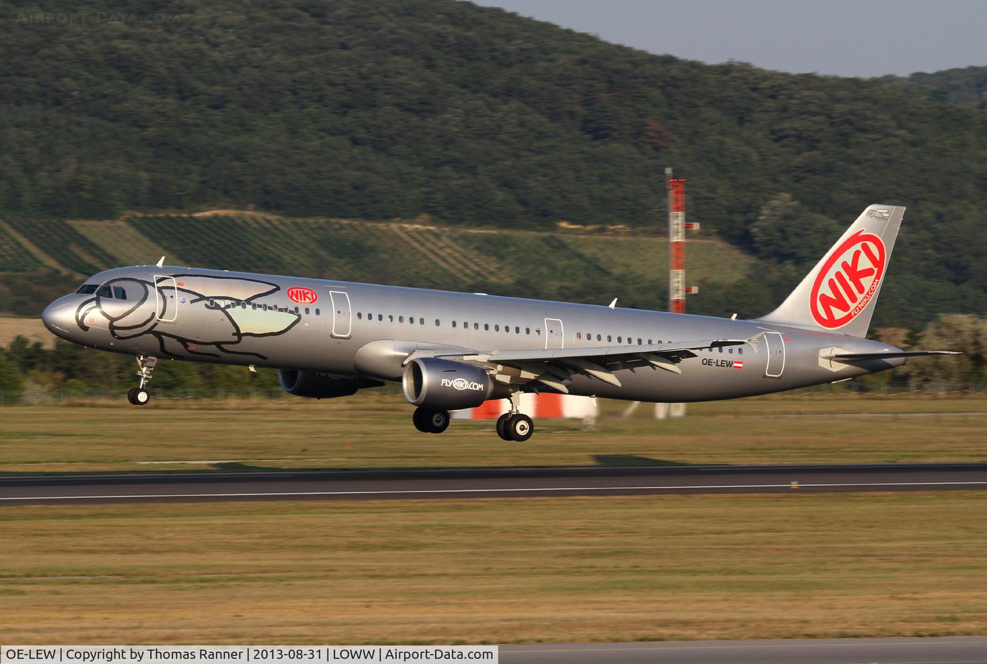OE-LEW, 2011 Airbus A321-211 C/N 4611, Niki A321