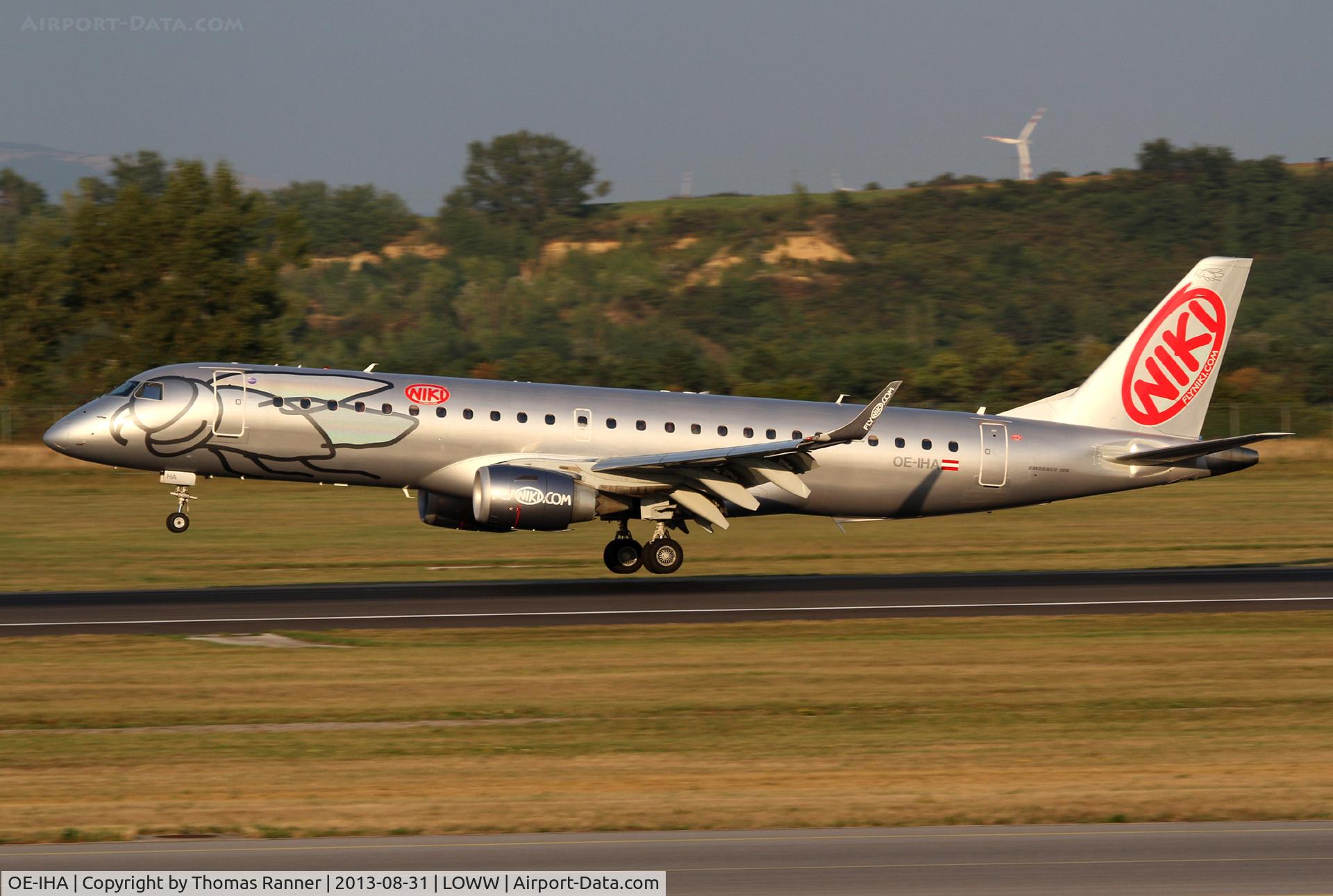 OE-IHA, 2009 Embraer 190LR (ERJ-190-100LR) C/N 19000285, Niki Embraer 190