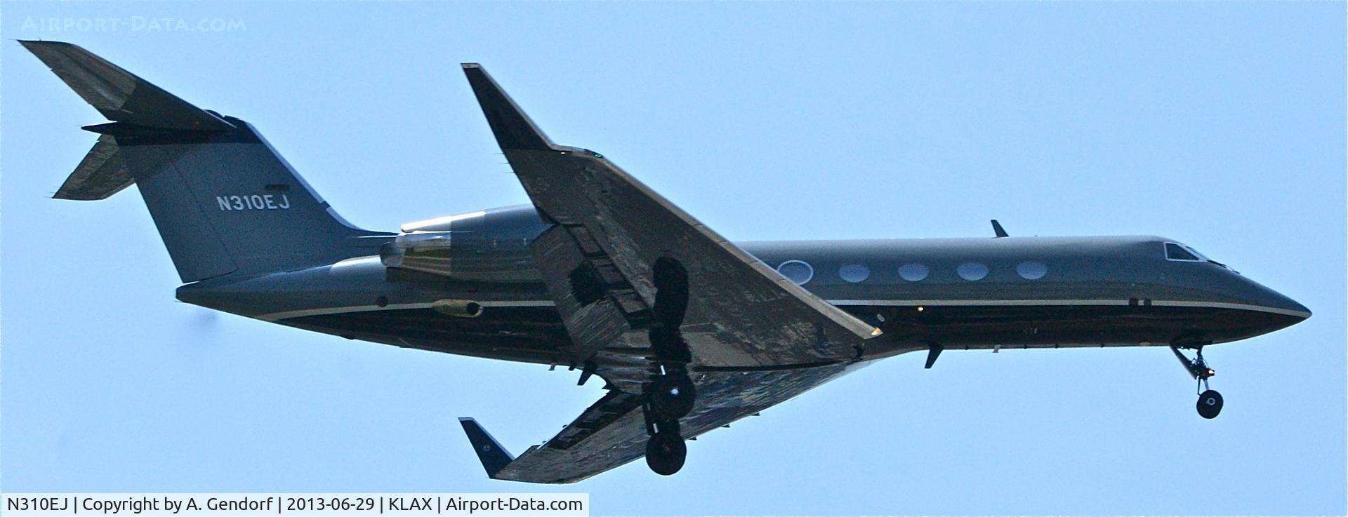 N310EJ, 1989 Gulfstream Aerospace G-IV C/N 1109, Worldwide Jet Charter (untitled), seen here arriving at Los Angeles Int´l(KLAX)